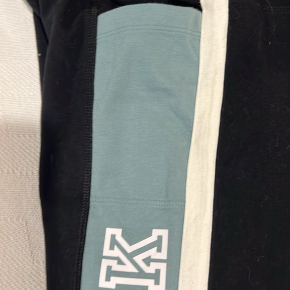 Victoria’s Secret leggings - Picture 5 of 7